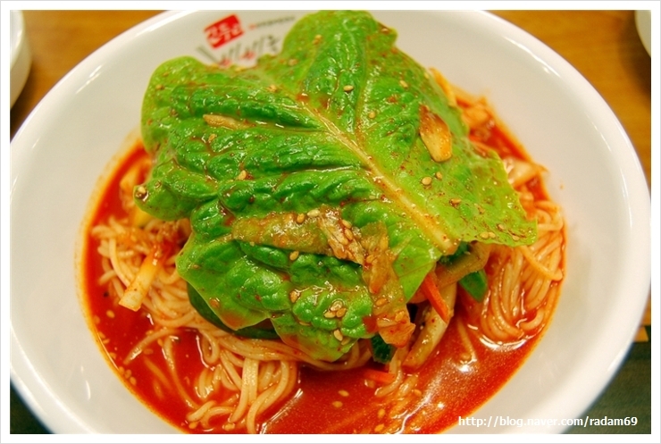 산두리비빔국수 이미지