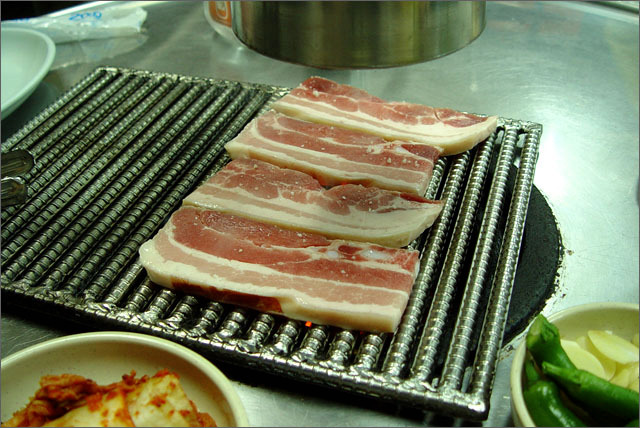 한라산똥돼지 이미지