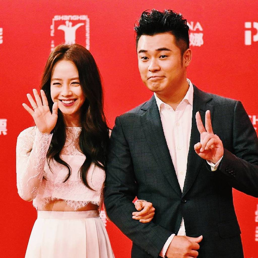 어제자 상하이 영화제 송지효.jpg | 인스티즈