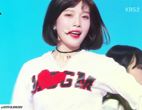 이때 보고 조이에게 반함.gif | 인스티즈