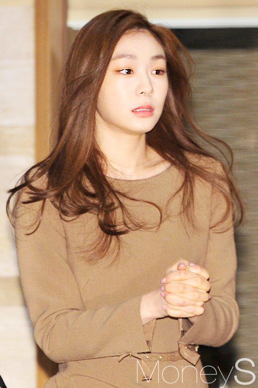 오늘자 김연아 | 인스티즈