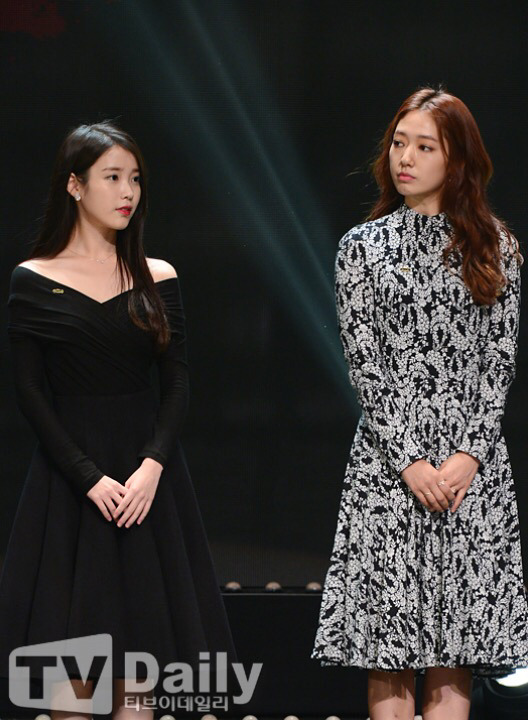 오늘자 아이유 박신혜 투샷...jpg | 인스티즈