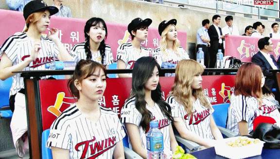 [트와이스] 존야 쓰는 쯔위 | 인스티즈