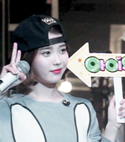 아이유 브이.gif | 인스티즈