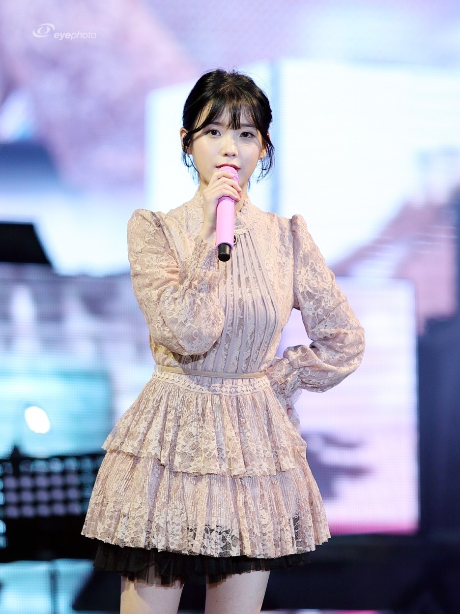 홍콩콘 아이유.jpg | 인스티즈