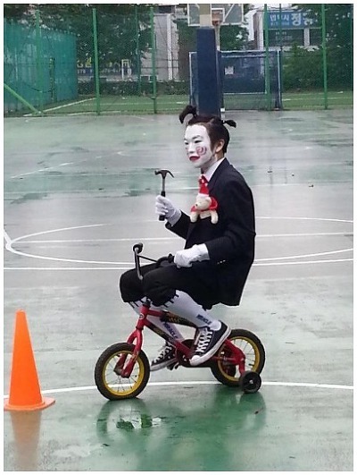 이쯤에서 다시보는 졸업앨범계의 레전설 의고 | 인스티즈