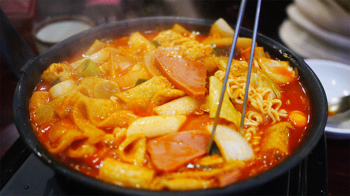 떡볶이 vs 떡볶이 | 인스티즈