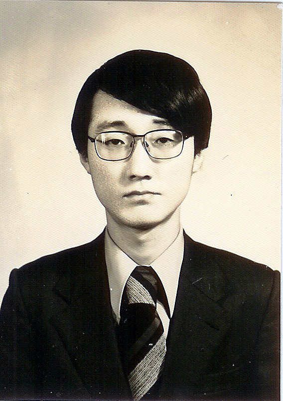 시인 윤동주를 대중들에 알린 사람.jpg | 인스티즈
