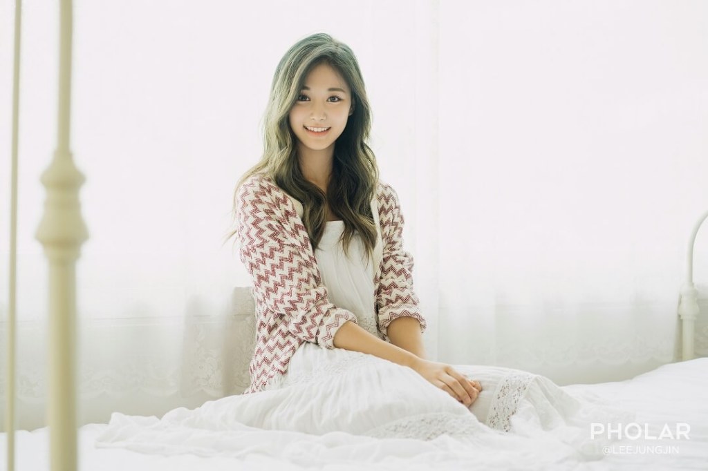 배우 이정진이 찍은 트와이스 쯔위 셋째 날 | 인스티즈