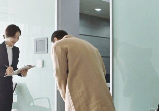 [도깨비] 전생의 충직한 부하를 만난 장군.jpgif | 인스티즈