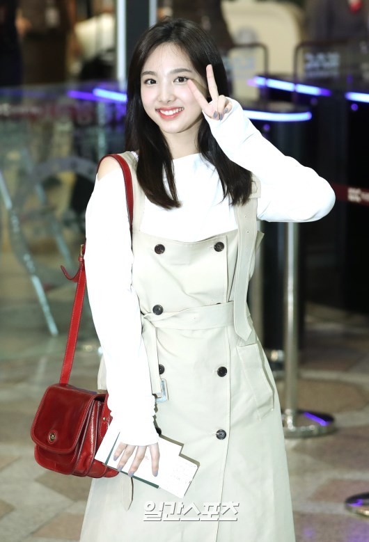 트와이스 나연 제가 실물본 모습과 가장 유사한 움짤 | 인스티즈