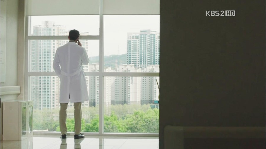 옷빨 쩌는 공유.jpg | 인스티즈