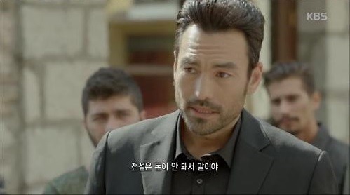  태양의 후예에서 가장 까리한 인물.jpg | 인스티즈