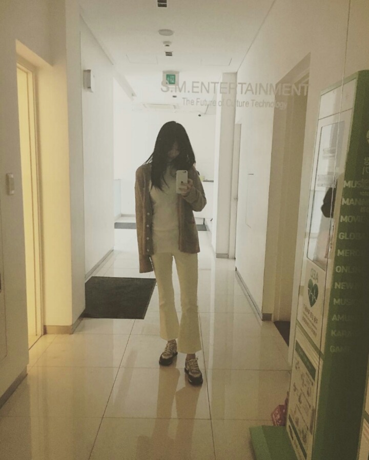 오늘자 설리 인스타 업뎃 | 인스티즈