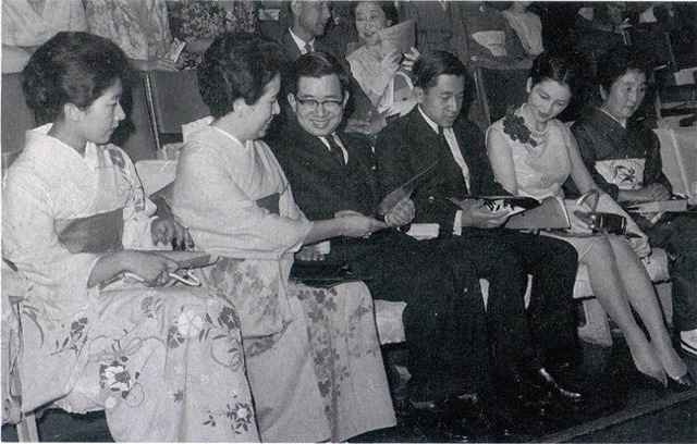 옛날 일본 왕실에서 여자들이 즐겨하던 이지메 방법.jpg | 인스티즈