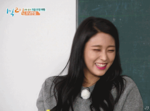 어제자 1박2일 설현 움짤.gif(데이타 주의) | 인스티즈