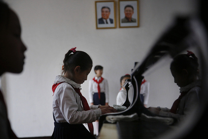 48장의 사진으로 보는 ＇2015년 북한의 일상＇.jpg | 인스티즈