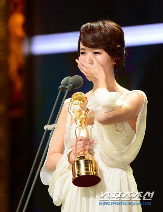 원래 영화배우지만 가수로써 이름이 더알려진 여배우 | 인스티즈