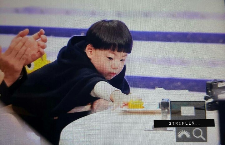 연예대상을 참석한 삼둥이 관람태도 | 인스티즈