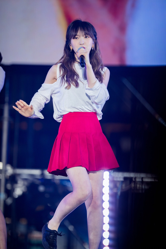 [레드벨벳] 비가 올 것 같은 느낌이 들어서 웬디 | 인스티즈