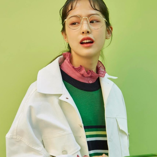 SNS에서 설리, 블랙핑크 제니 닮은걸로 화제모은 2001년생 모델 | 인스티즈