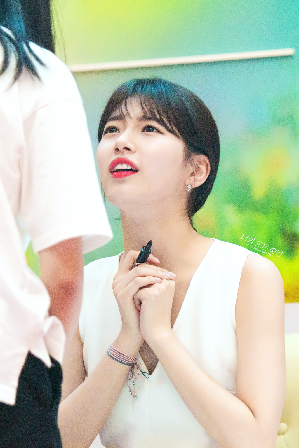 수지가 팬들을 바라보는 눈빛 | 인스티즈