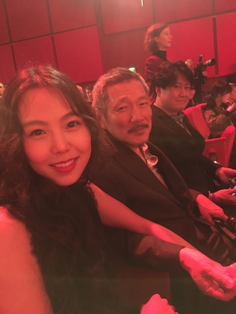 이제 아주 대놓고 세기의 사랑놀이 시전하는 김민희 홍상수.jpg | 인스티즈