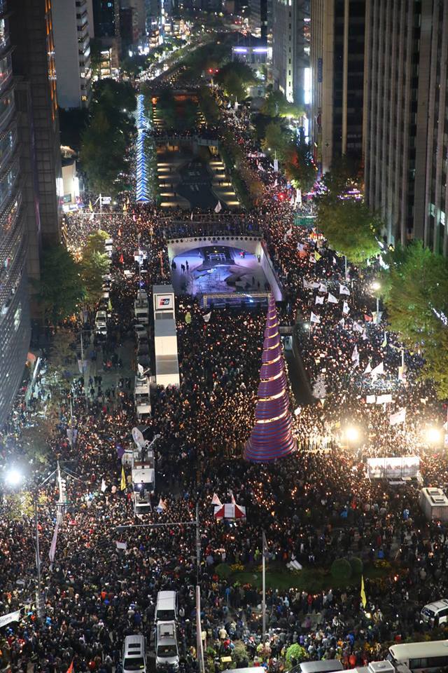 광화문에는 3만명의 사람들이 모였습니다 | 인스티즈