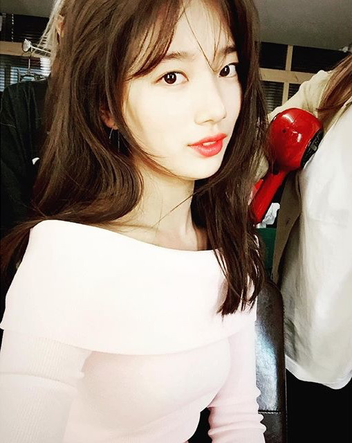 오늘자 수지 셀카 | 인스티즈