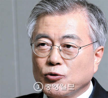[단독] 김종인 "낭떠러지서 구해놨더니 문재인 엉뚱한 생각" | 인스티즈