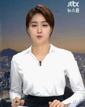 안나경 아나운서 셔츠 핏.gif | 인스티즈