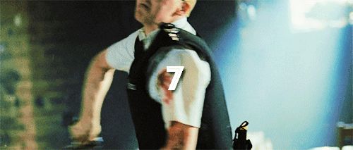 매니아와 평론가가 사랑하는 영국 영화 감독 한명.jpgif | 인스티즈