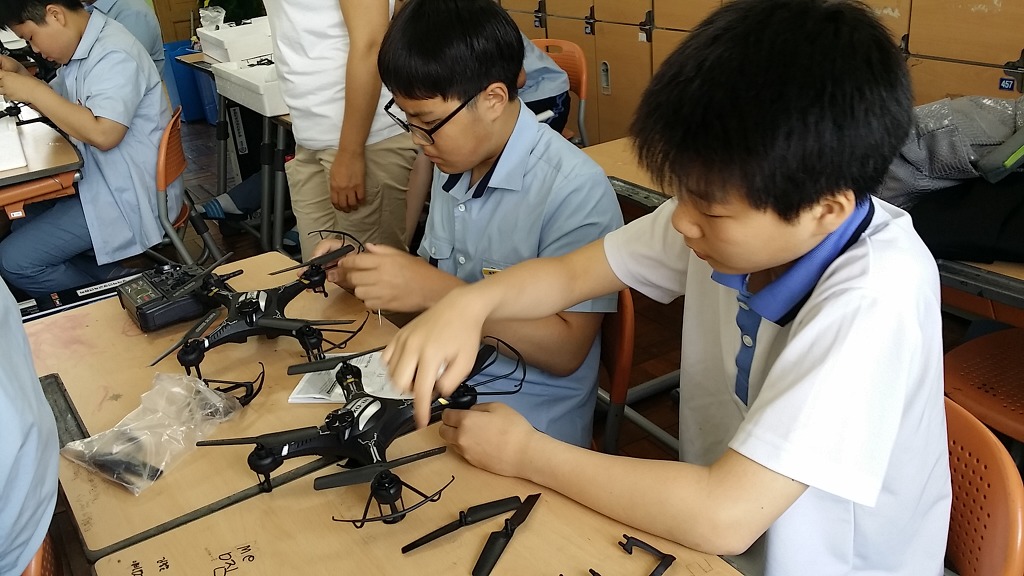 덕천중학교 이미지