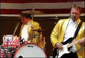 등이 가렵다.gif | 인스티즈