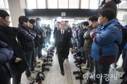 한일군사정보협정 취재거부하는 기자들.jpg | 인스티즈