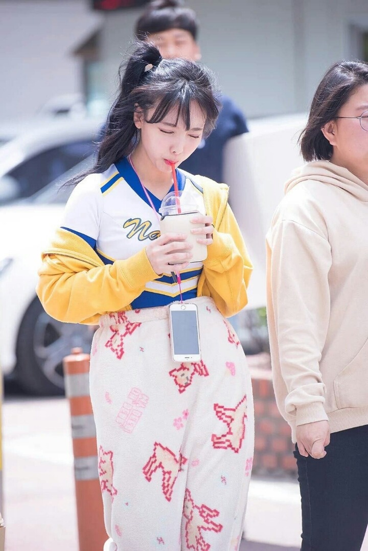 [트와이스] 여름날의 청량한나연이 | 인스티즈
