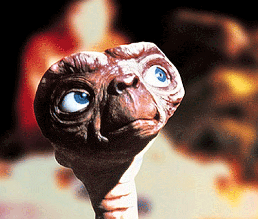 스티븐 스필버그의 명작 감동을 주고간 E.T | 인스티즈