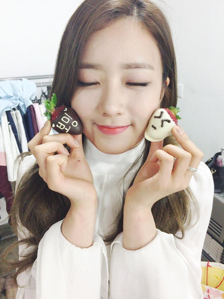 윤보미 | 인스티즈