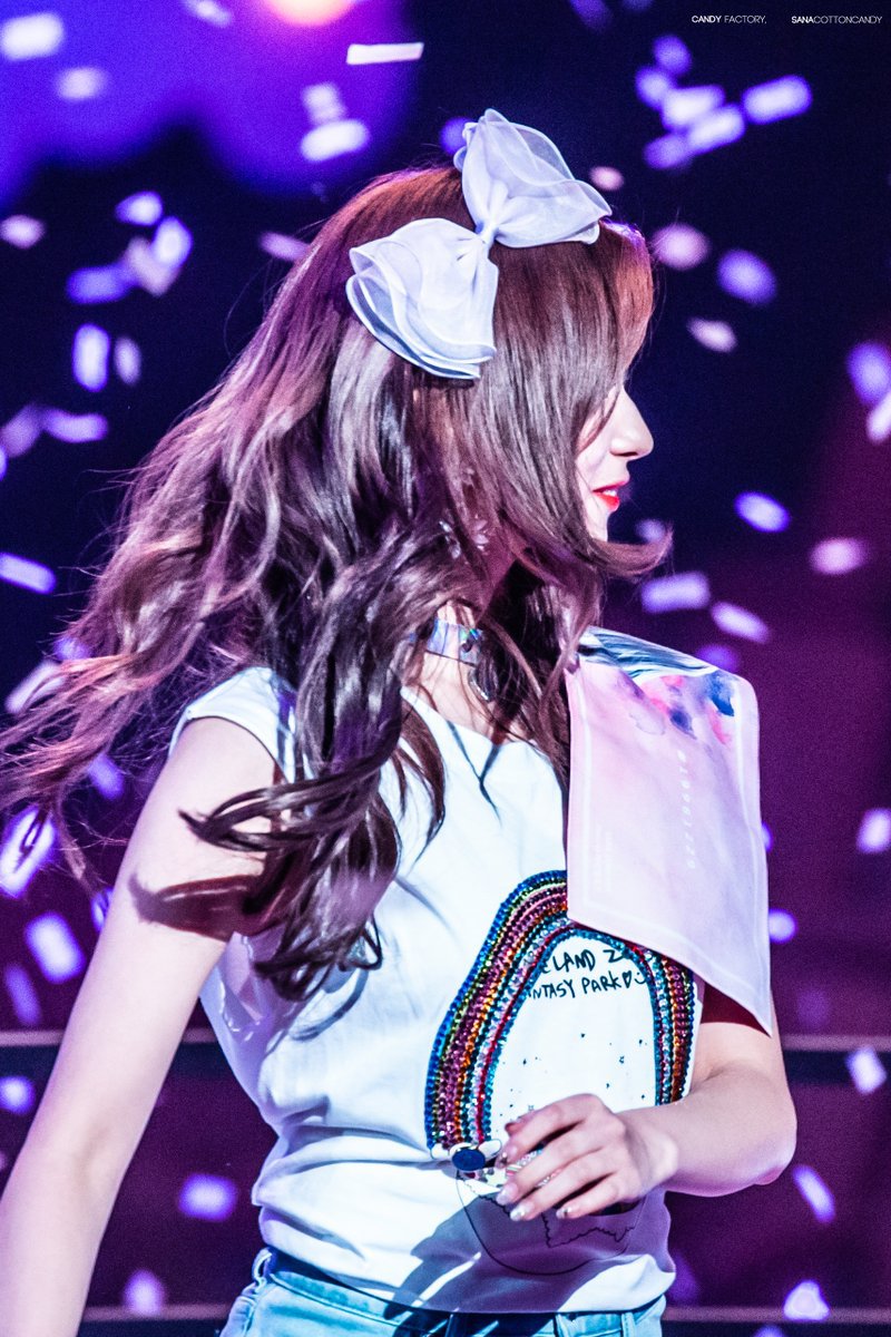 트와이스의 큐티갓 사나.jpg | 인스티즈