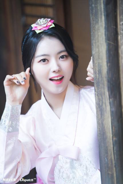 한복입은 프리스틴 나영 | 인스티즈