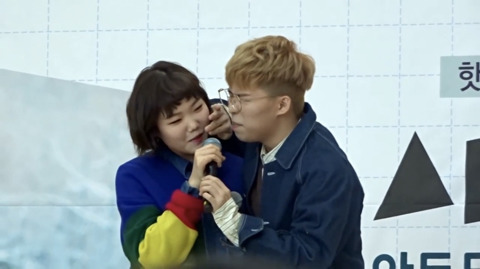 악동뮤지션 오랜 날 오랜 밤 live 대형사고(다치는 사고 아님) | 인스티즈