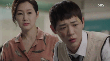[당신이잠든사이에] 쓸데없이 멜로눈깔 낭비하는 정재찬.gif | 인스티즈