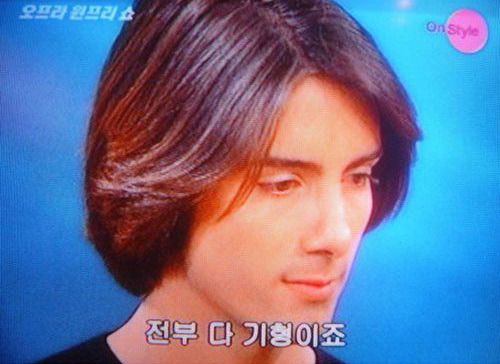 자신이 못생겼다고 주장하는 남자 | 인스티즈