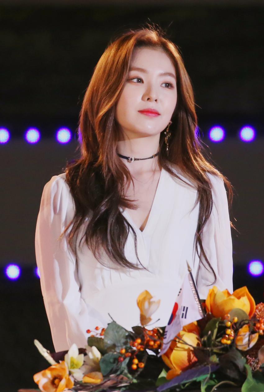아침에 보는 레드벨벳 아이린.jpg | 인스티즈