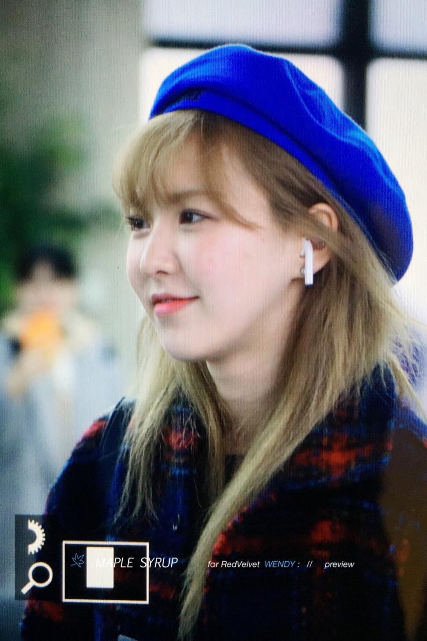 오전에 따숩게 옷 챙겨입고 출국한 레드벨벳 공항 프리뷰 | 인스티즈