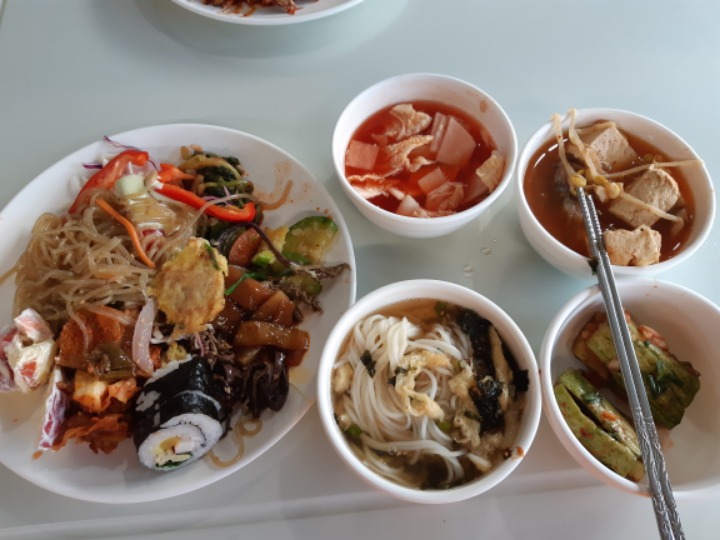 동내기사식당 이미지