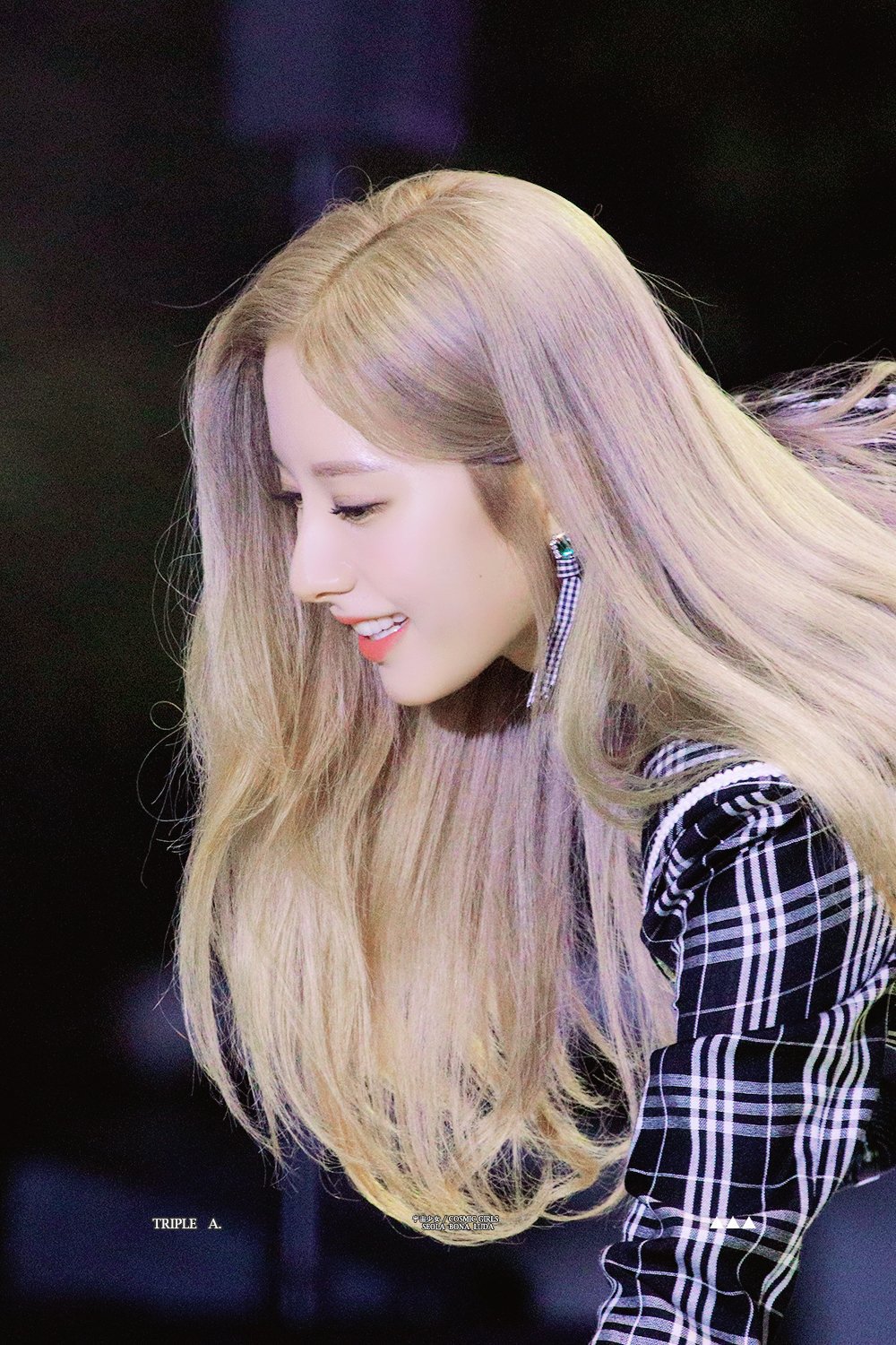 백금발머리 보나.jpgif | 인스티즈