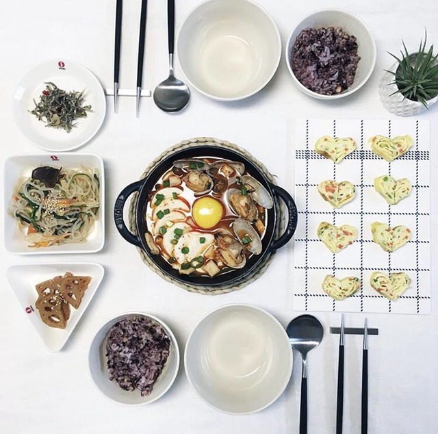 집밥 먹기 위해서라도 칼귀가 할 수 밖에 없는 흔한 아내분의 밥상 | 인스티즈
