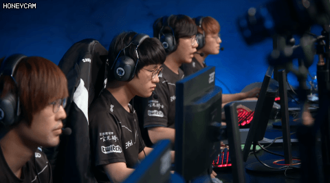 전설로 불리우던 팀을 쓰러트리고 일본 소년만화급 스토리 라인을 가졌던 LOL 팀 | 인스티즈