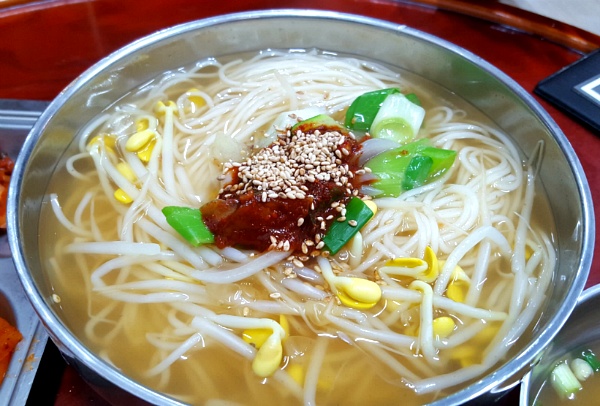 옛날국수 이미지